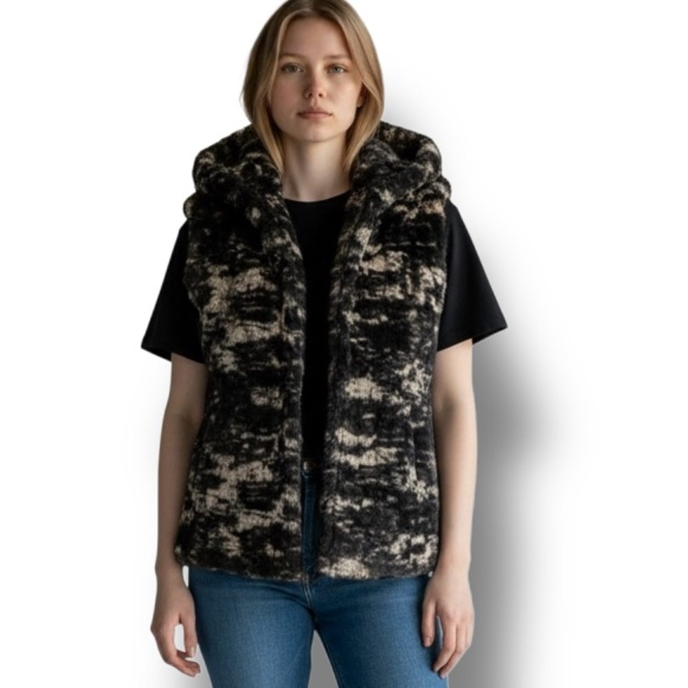 Sisters Outerwear Faux Fur Hooded Vest Black Gray Edgy Boho Mob Wife Glam Cozy M